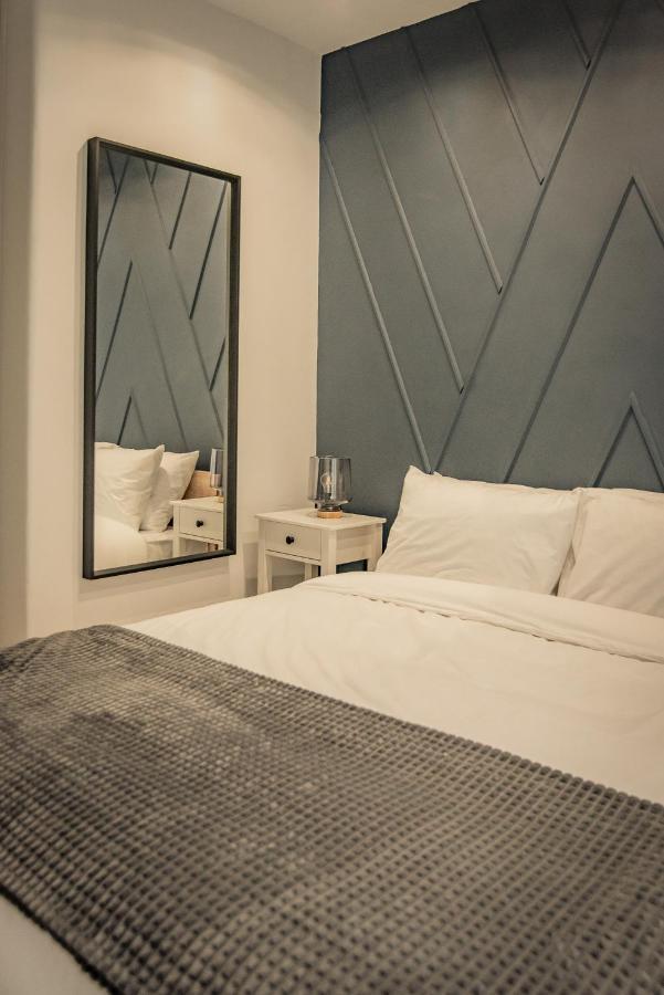 סלוניקי Apollo'S Apartment On Radio City Midas Home מראה חיצוני תמונה
